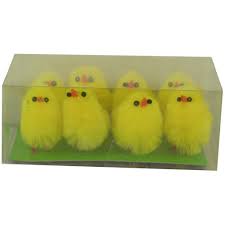 8 Yellow Chicks