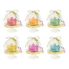 Truly Alice Curious Cake Domes